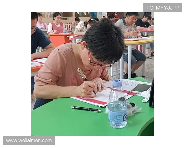 李丽专访揭秘英雄联盟成功背后的策略与故事